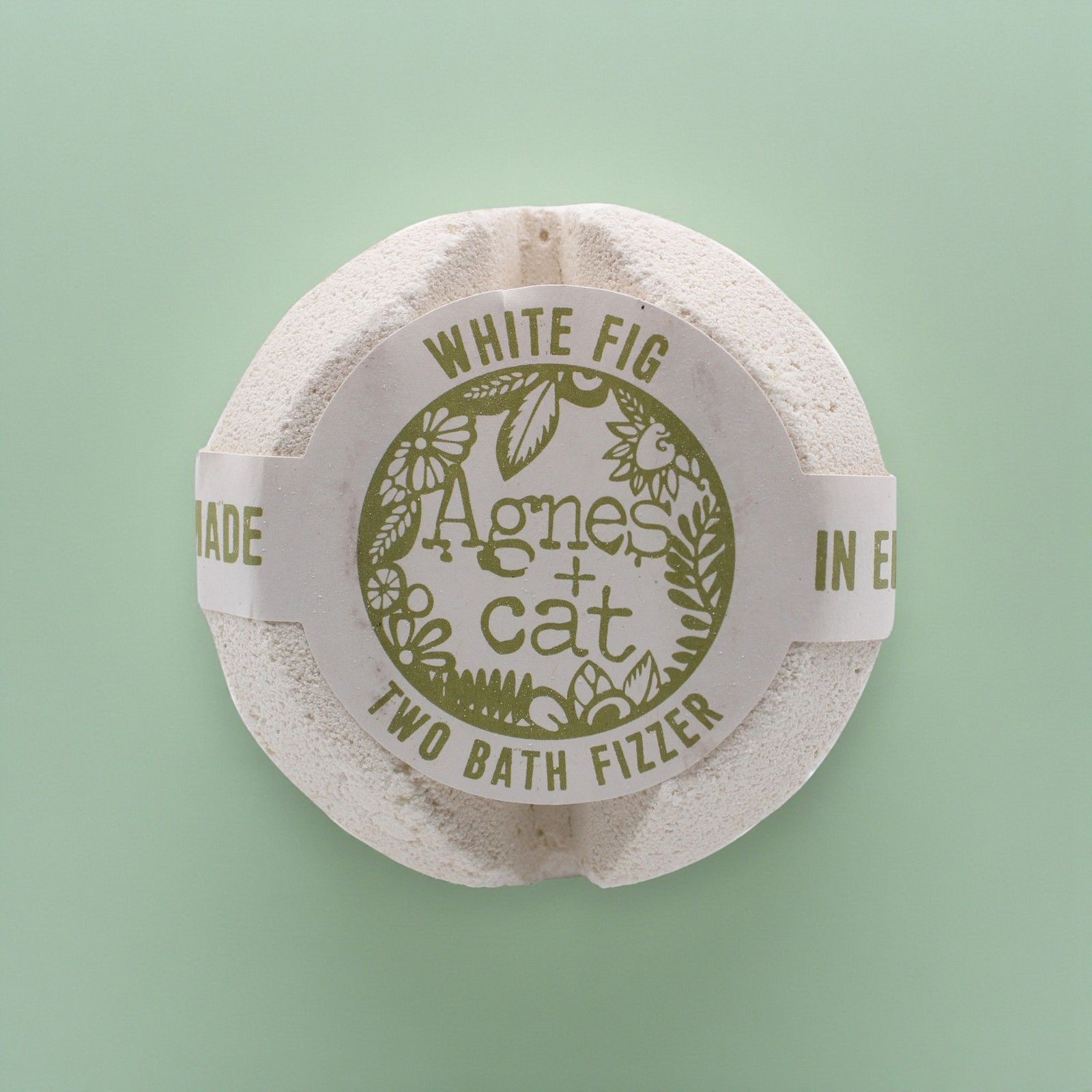 Agnes + Cat Badebombe – White Fig