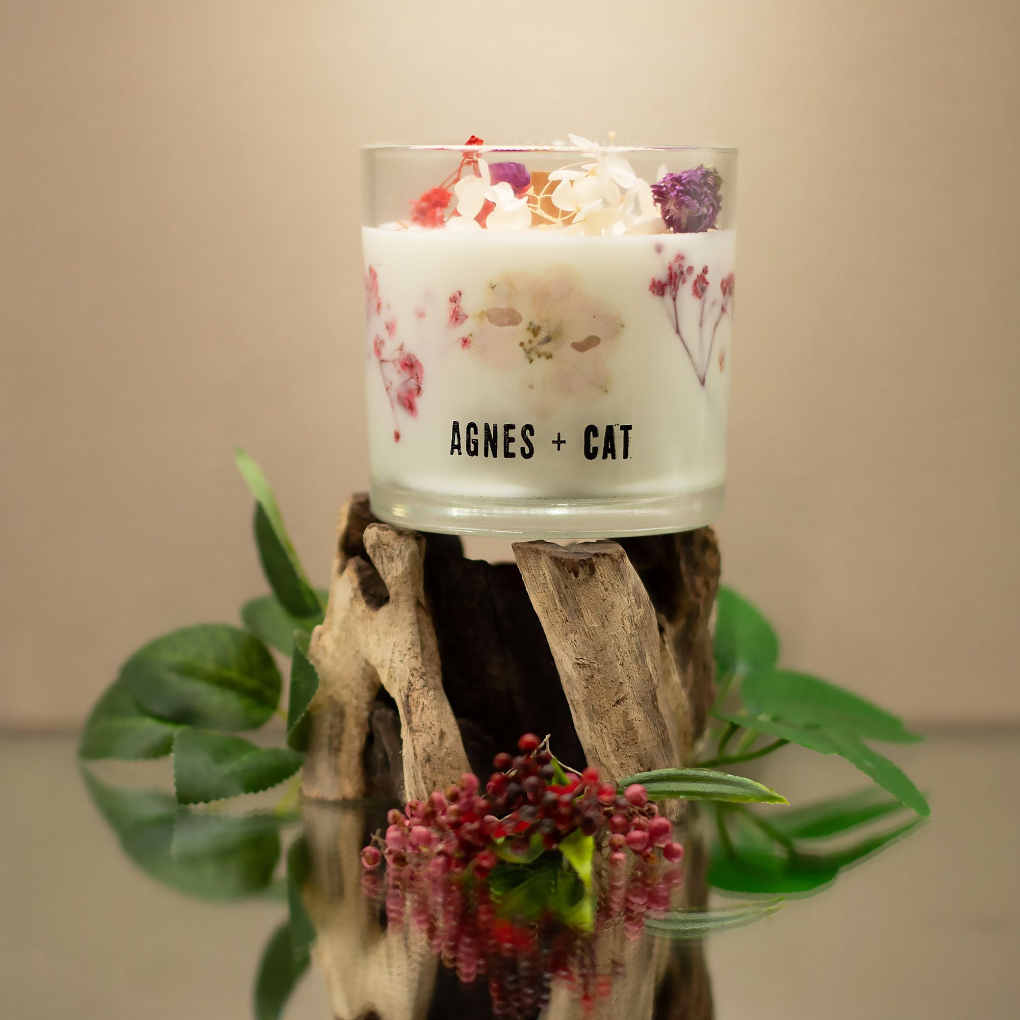 Agnes + Cat Botanisk Soja Duftlys – Roses Of Sawrey