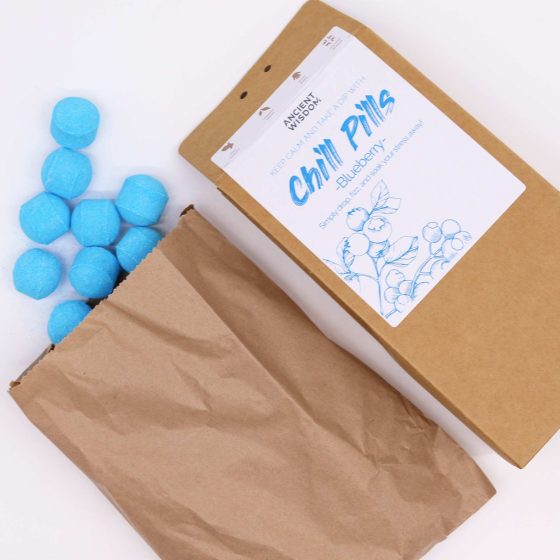 Chill Pills Badebomber 350g - Blueberry - Billede 2