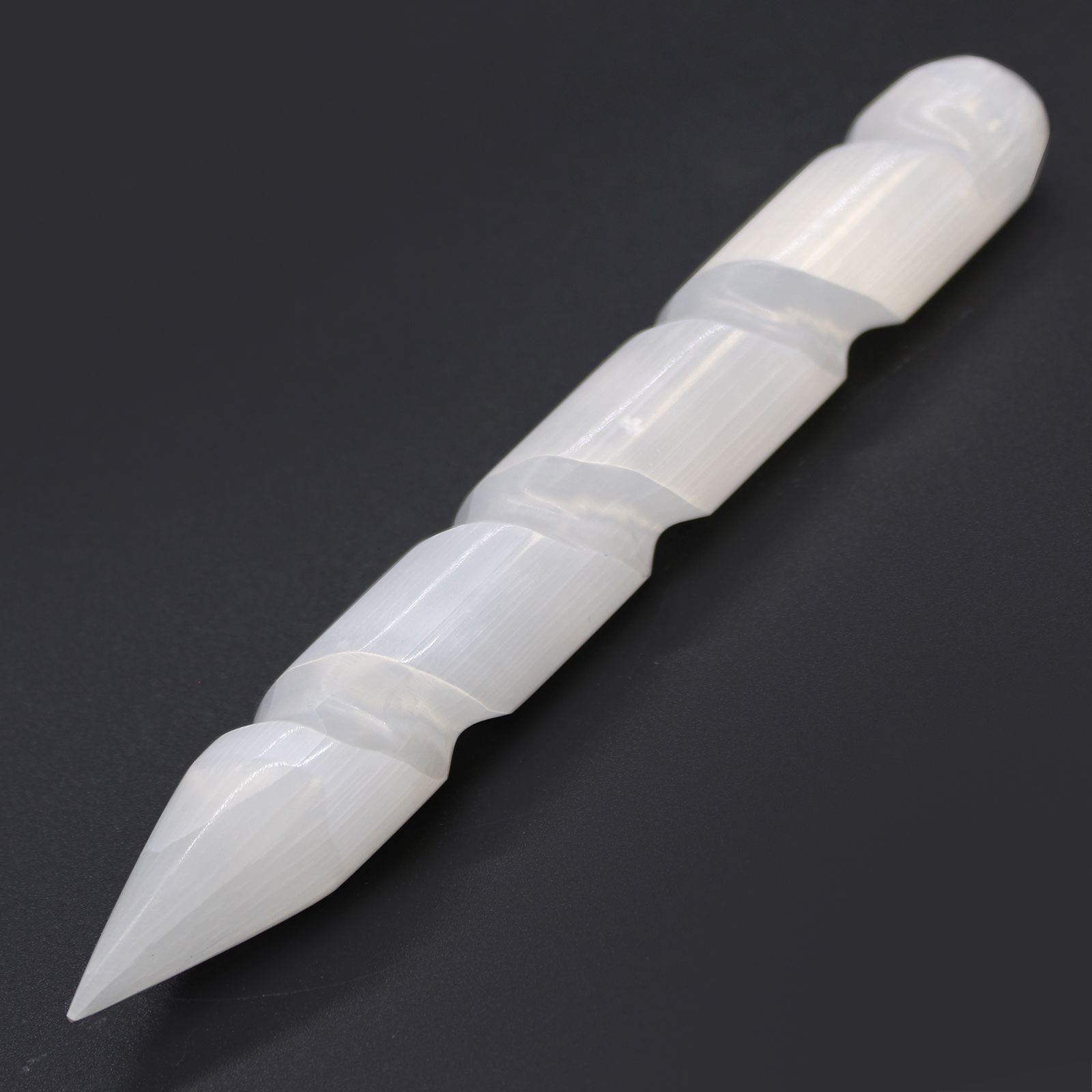 Selenit spiralstav – 16 cm (spids i den ene ende)
