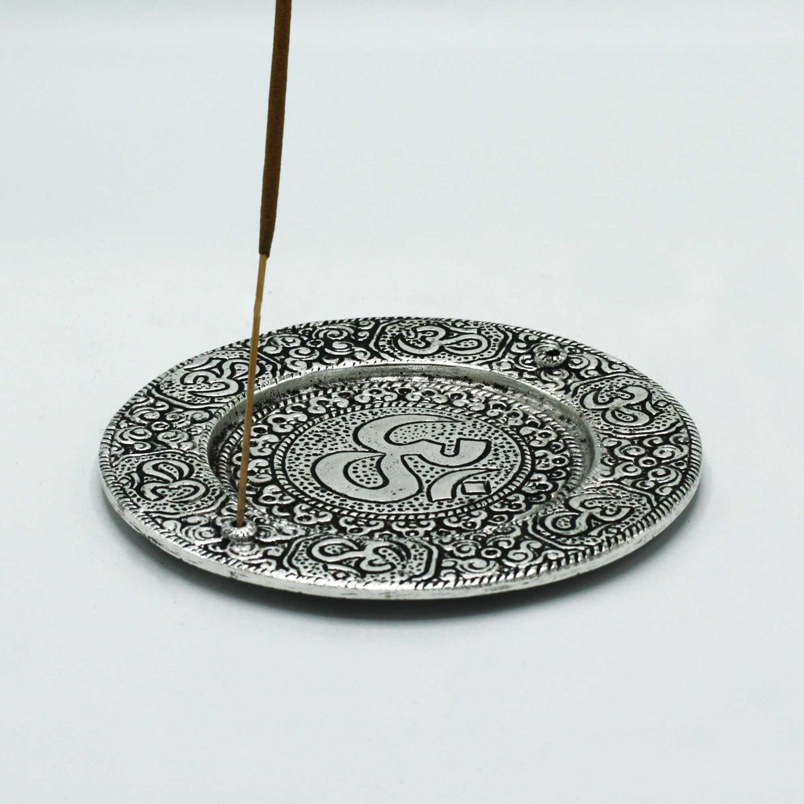 Poleret aluminium røgelsesholder – Om Round (11 cm)