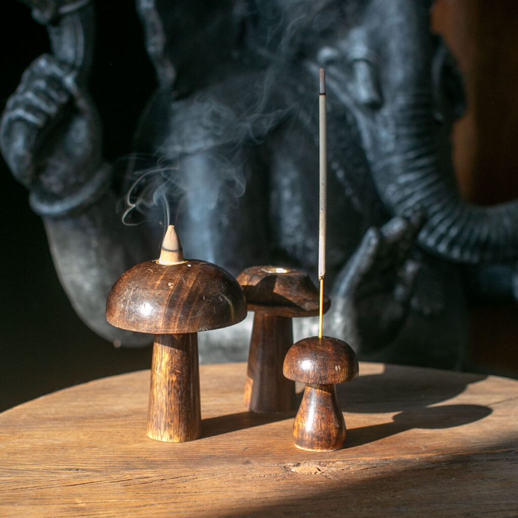 Røgelseskegleholdere Svampe – Sæt af 3 (8–10 cm)